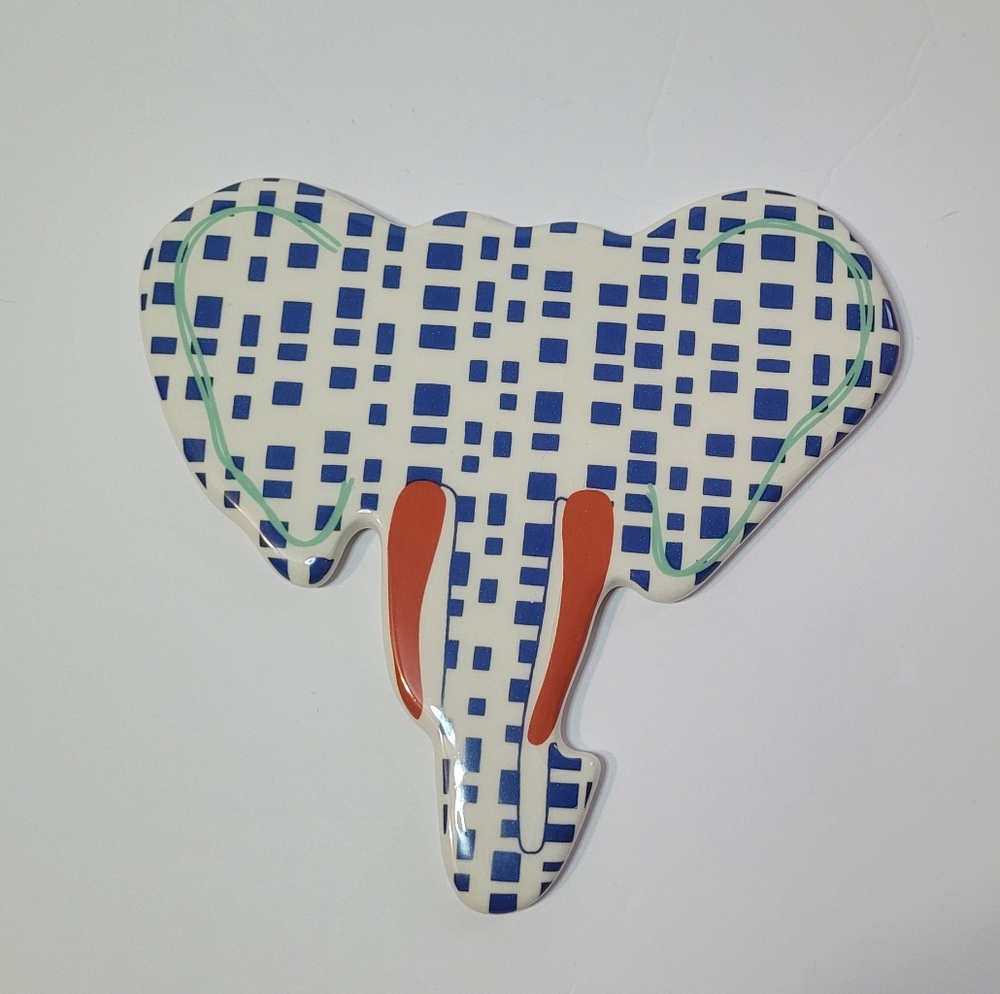 Coton Colors Retired Elephant Large Attachment